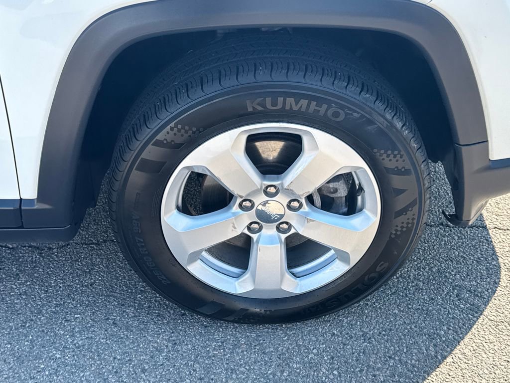 Used 2019 Jeep Compass Latitude w/ Cold Weather Group image 42