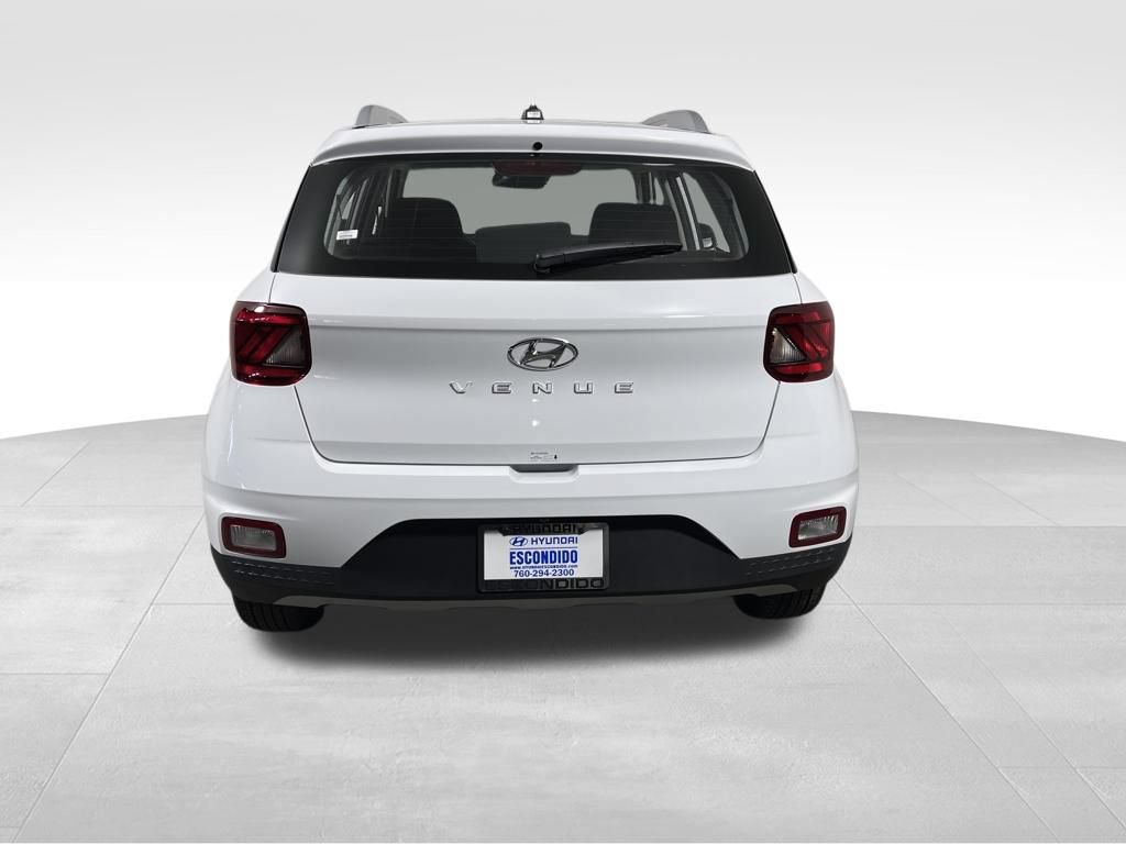 New 2026 Hyundai Venue SEL FWD image 4