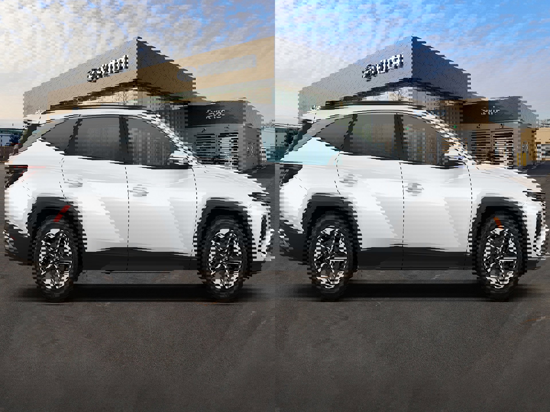 Certified 2025 Hyundai Tucson SEL image 9