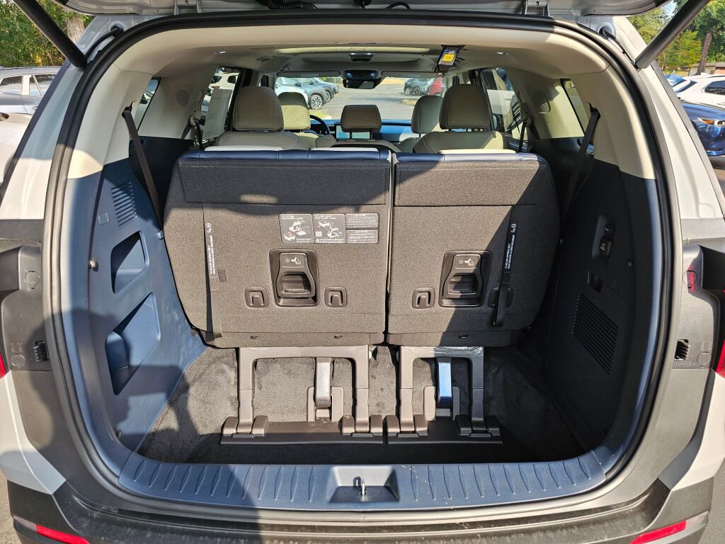 New 2026 Kia Carnival SX w/ SX Dark Edition Package image 26