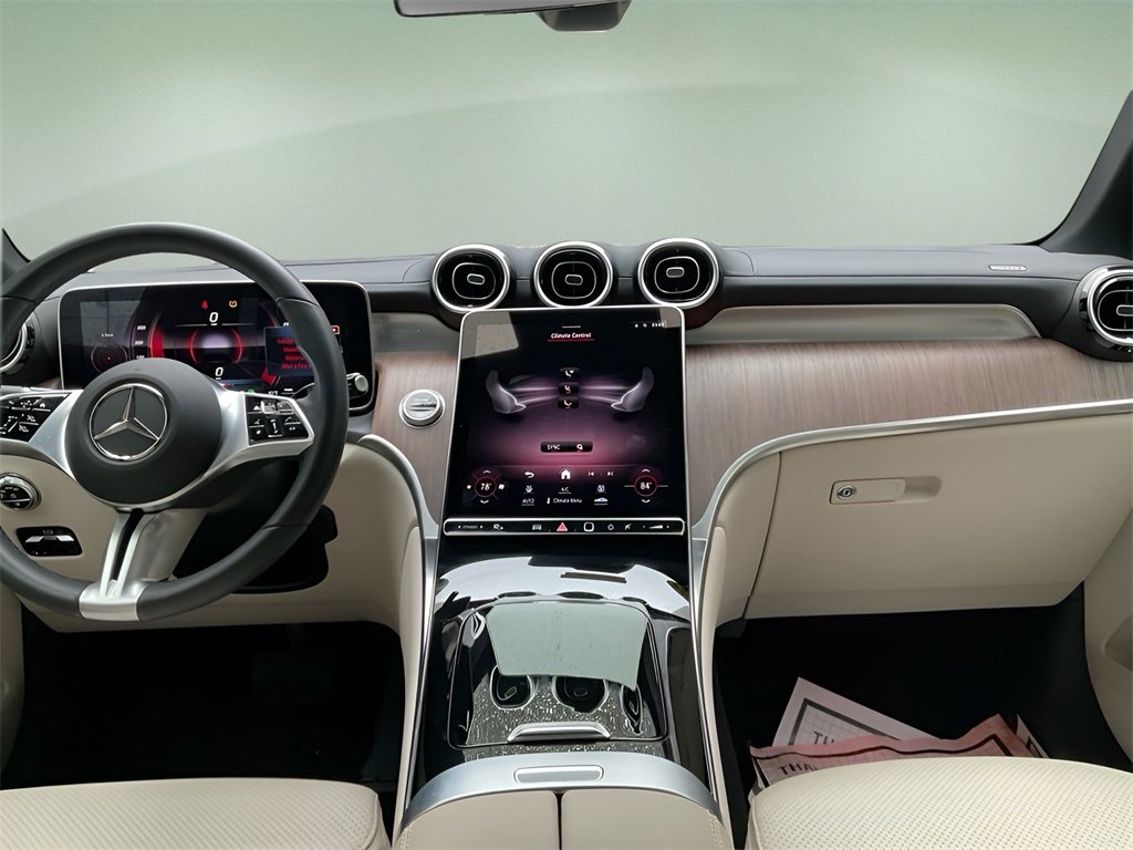 Used 2024 Mercedes-Benz GLC 300 4MATIC image 21