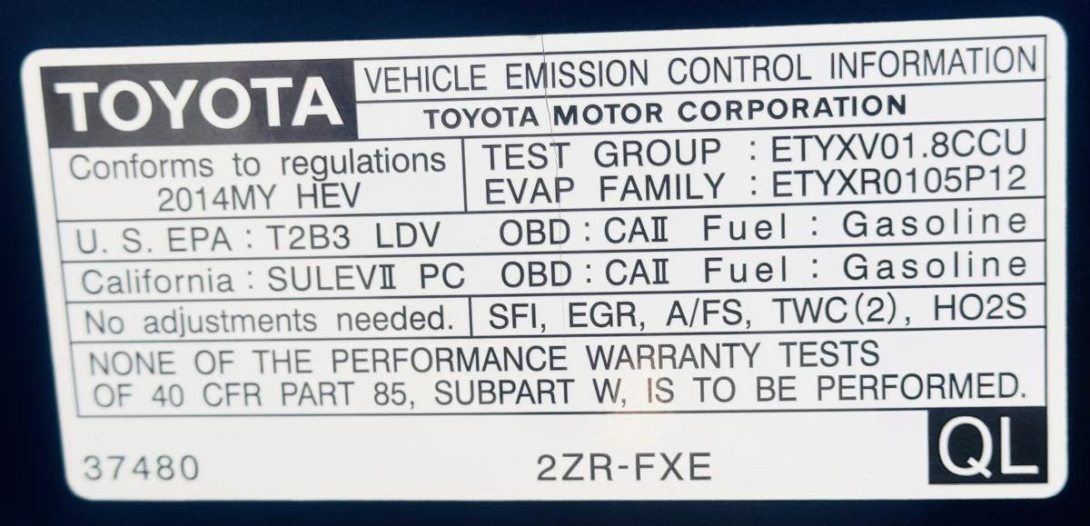 Used 2014 Toyota Prius V Two image 37