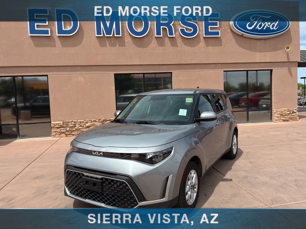 Used 2025 Kia Soul LX