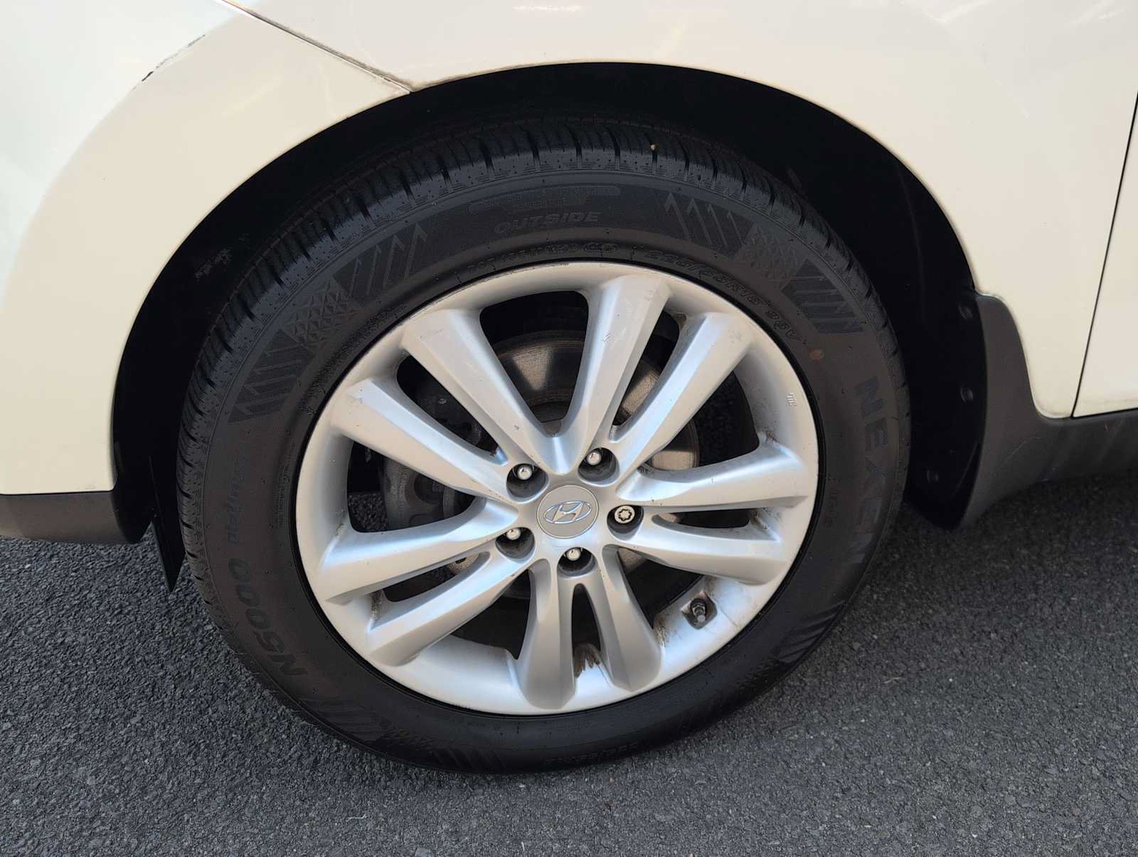 Used 2013 Hyundai Tucson Limited FWD image 14