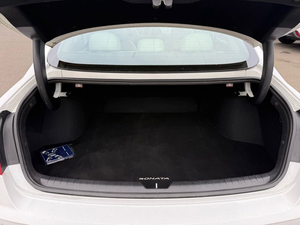 Used 2022 Hyundai Sonata Limited image 10