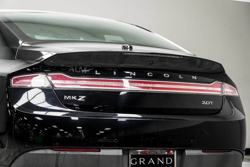 Used 2017 Lincoln MKZ Premiere image 13