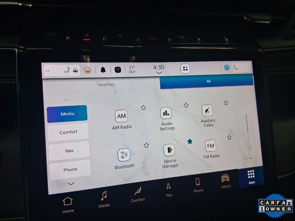 Used 2023 Jeep Grand Cherokee Limited w/ Black Appearance Package image 12