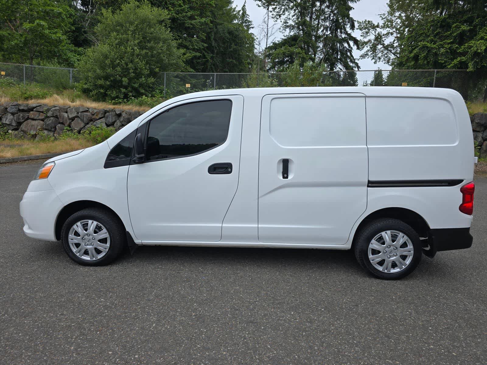 Used 2021 Nissan NV200 S w/ Back Door Glass Package FWD image 2