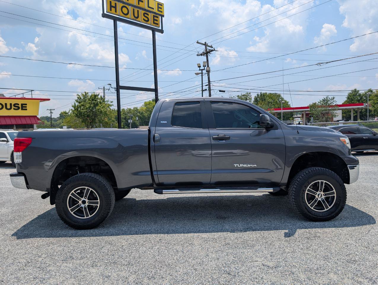 Used 2012 Toyota Tundra 2WD Double Cab w/ SR5 Pkg image 4