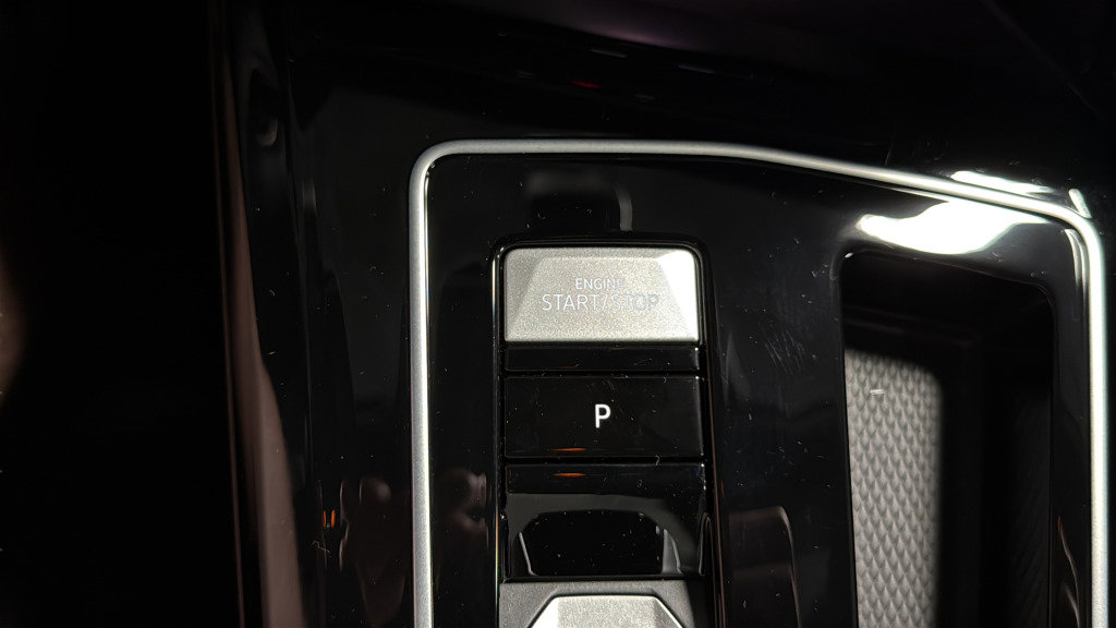 New 2026 Volkswagen Golf 2.0T image 31