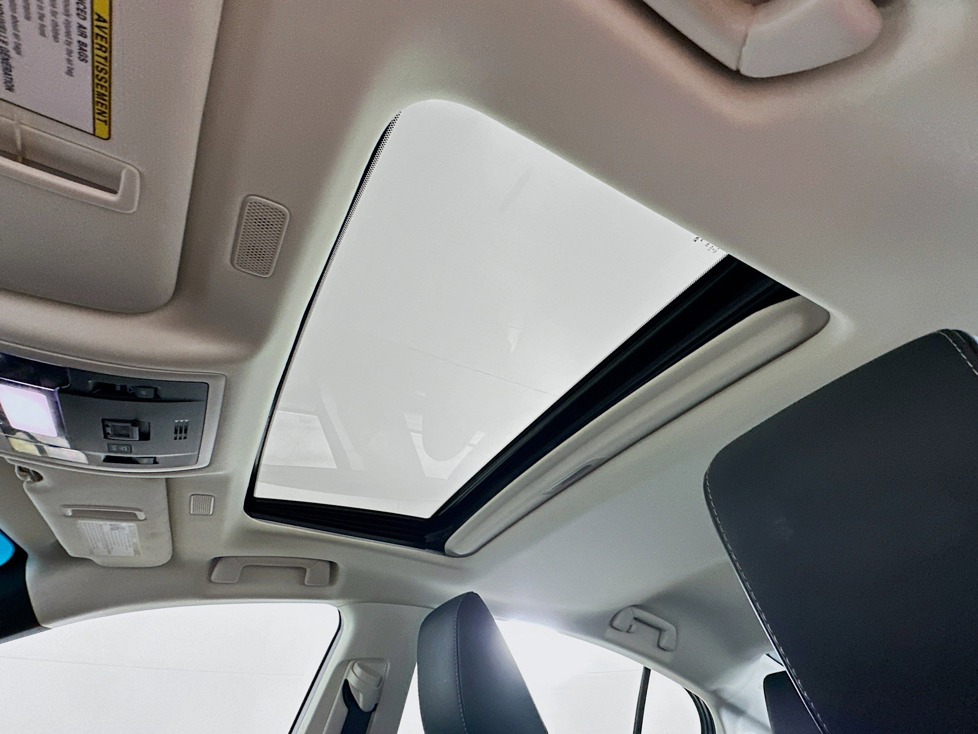 Used 2023 Lexus ES 300h w/ Premium Package image 27