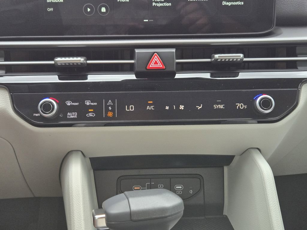 New 2026 Kia Sportage EX image 14