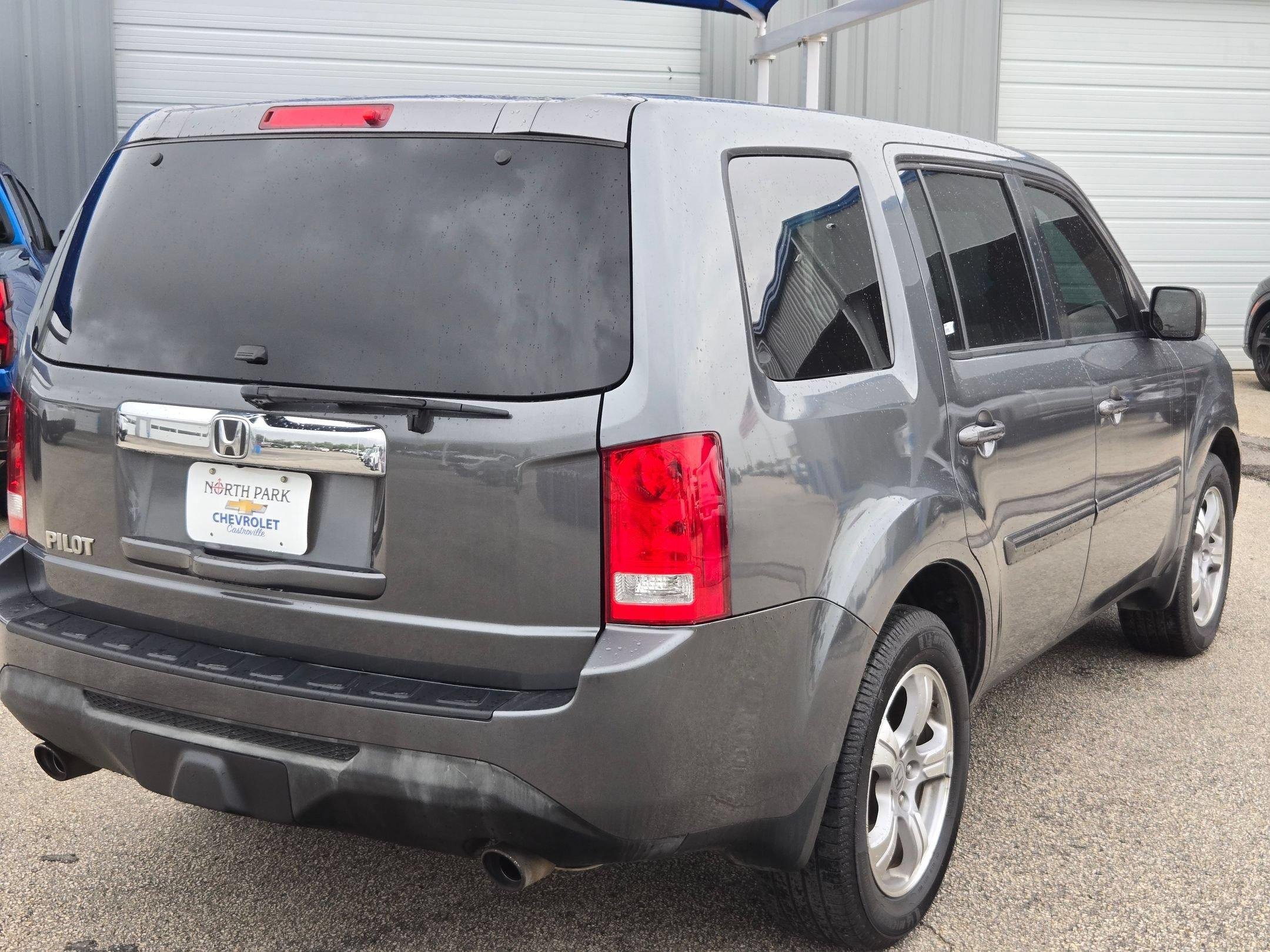 Used 2013 Honda Pilot EX image 3