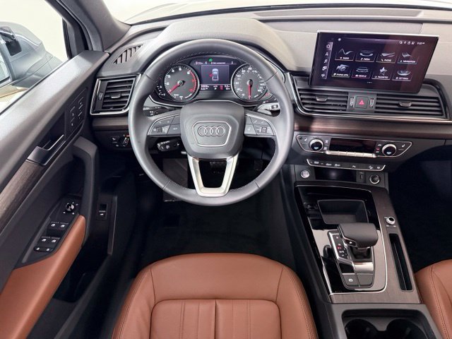 Certified 2023 Audi Q5 2.0T Premium w/ Convenience Package AWD/4WD image 12