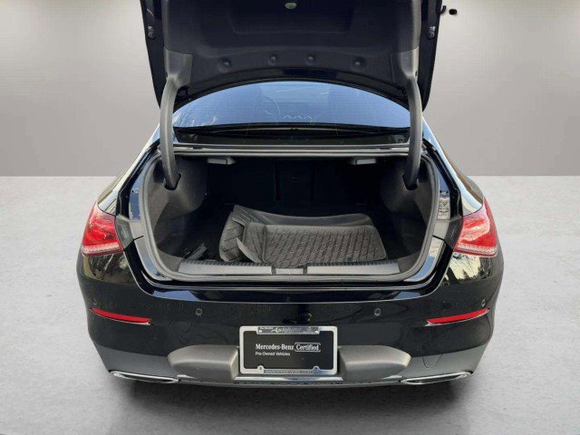 Used 2023 Mercedes-Benz CLA 250 4MATIC image 31