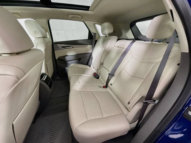 Used 2023 Cadillac XT5 Premium Luxury w/ Technology Package AWD/4WD image 33