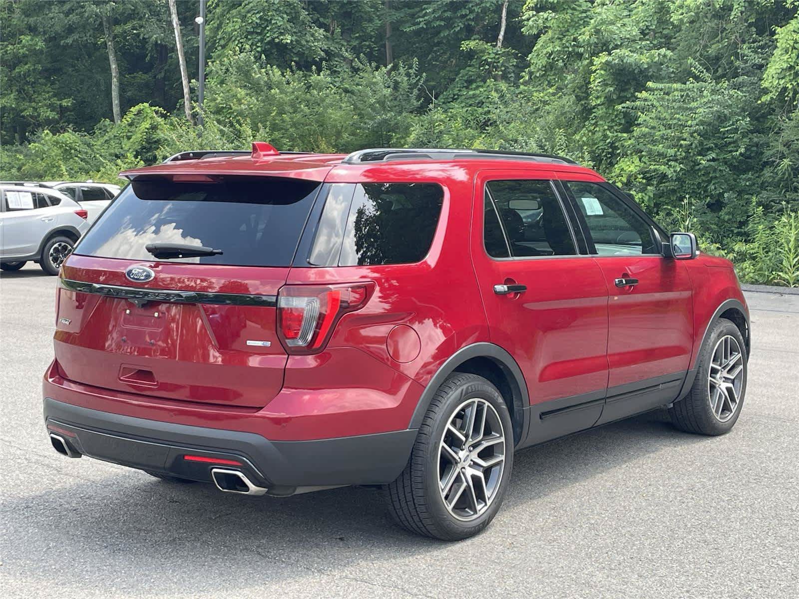 Used 2016 Ford Explorer Sport w/ Equipment Group 401A AWD/4WD image 5