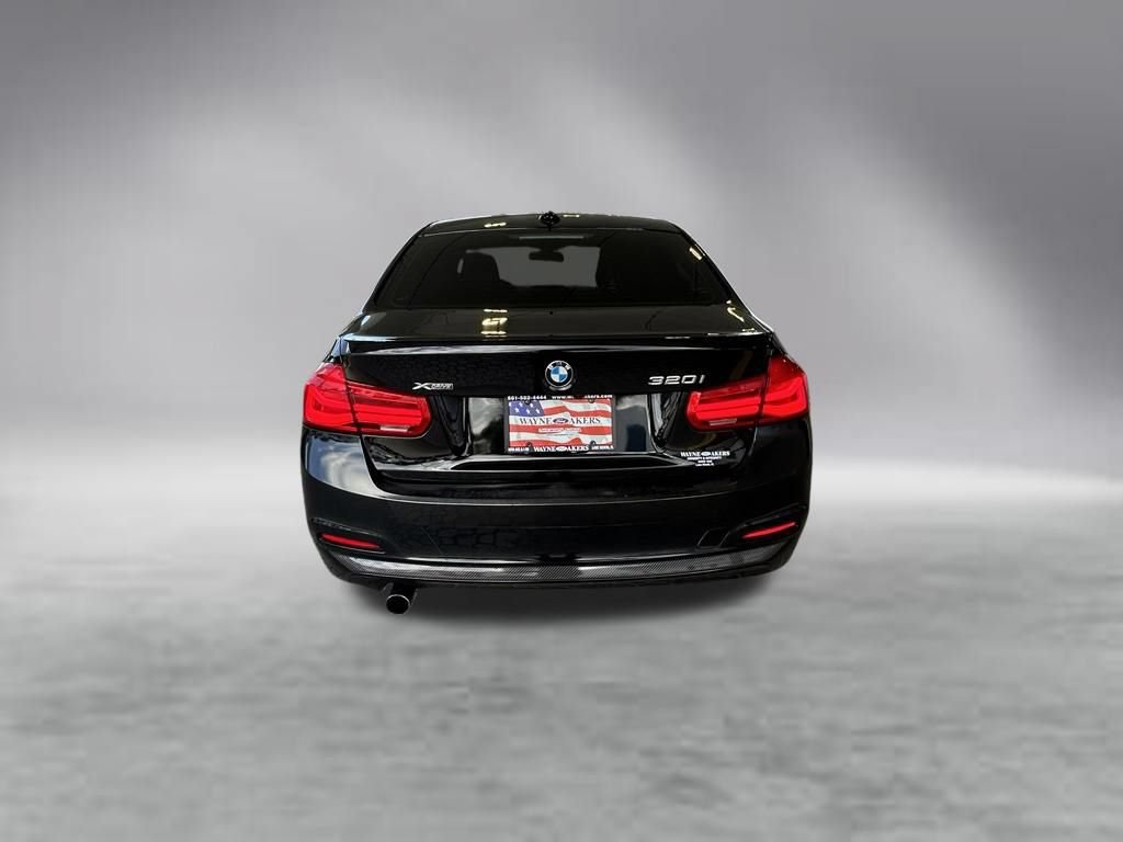 Used 2016 BMW 320i xDrive Sedan AWD/4WD image 5