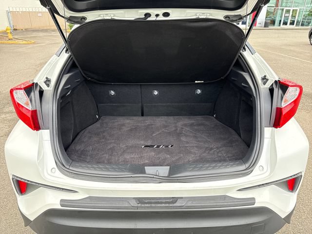 Used 2021 Toyota C-HR XLE FWD image 21