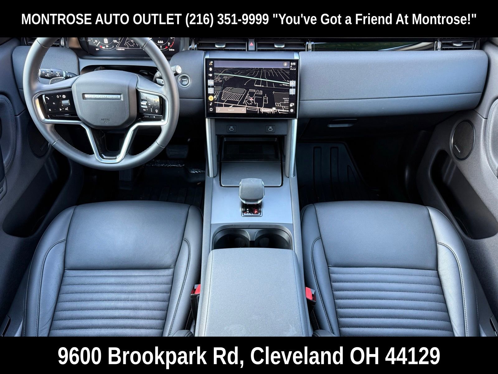 New 2025 Land Rover Discovery Sport S image 17