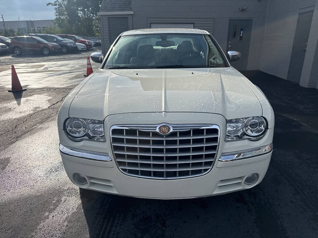 Used 2005 Chrysler 300 C RWD image 2