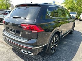Used 2024 Volkswagen Tiguan SEL R-Line AWD/4WD image 5