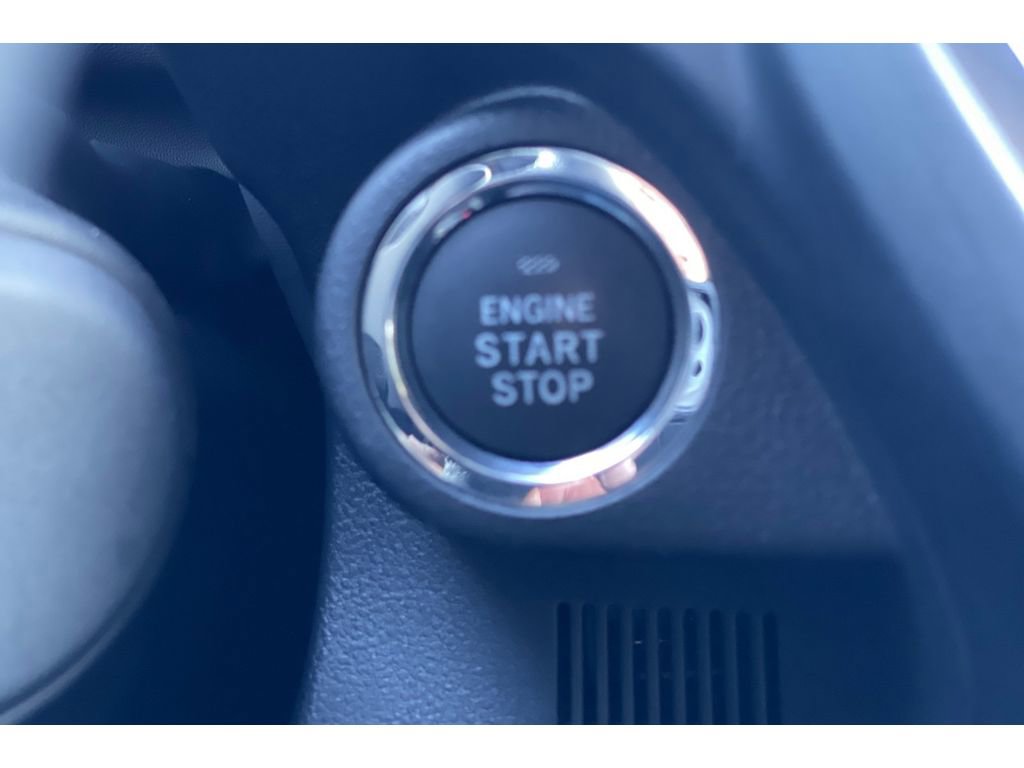 Used 2025 Subaru Forester Limited image 32