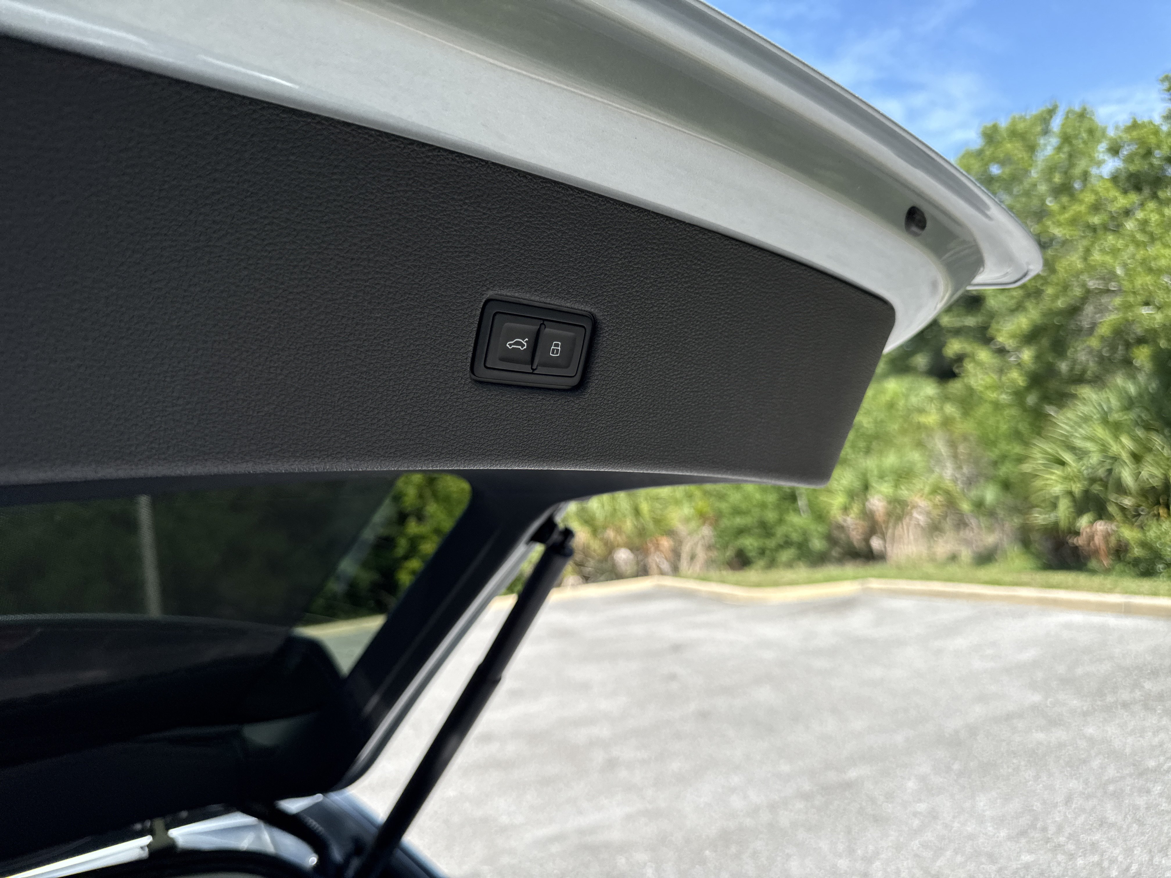 New 2026 Audi Q8 Premium Plus AWD/4WD image 10