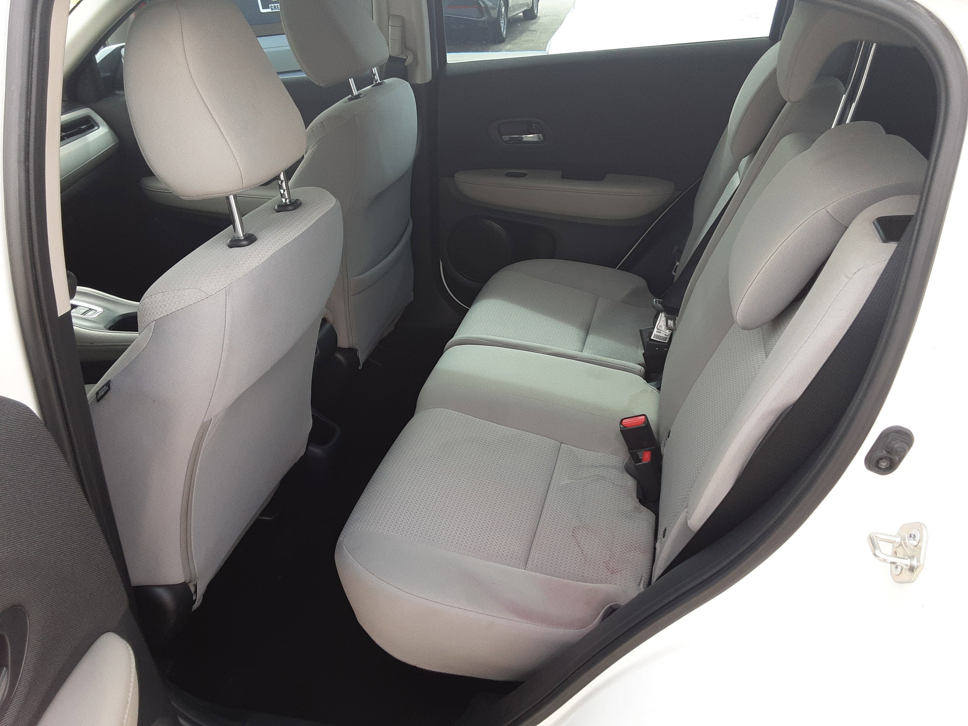 Used 2021 Honda HR-V LX image 12