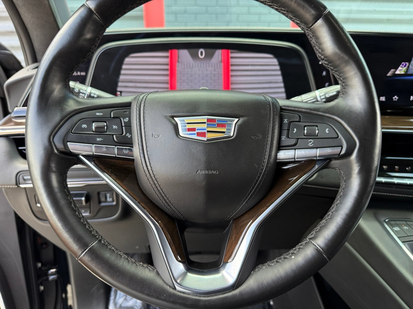 Used 2023 Cadillac Escalade Sport Platinum RWD image 33