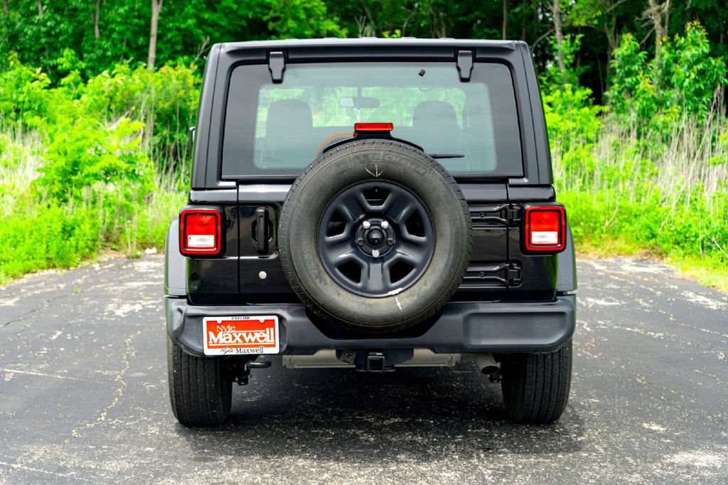 Used 2023 Jeep Wrangler Sport AWD/4WD image 8