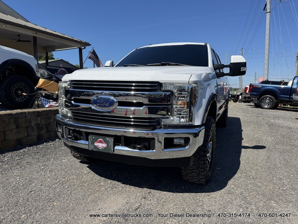 Used 2018 Ford F250 Lariat w/ Lariat Value Package AWD/4WD image 3