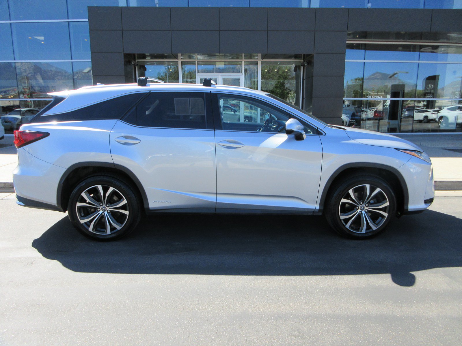 Used 2019 Lexus RX 450hL Premium w/ Premium Package AWD/4WD image 11