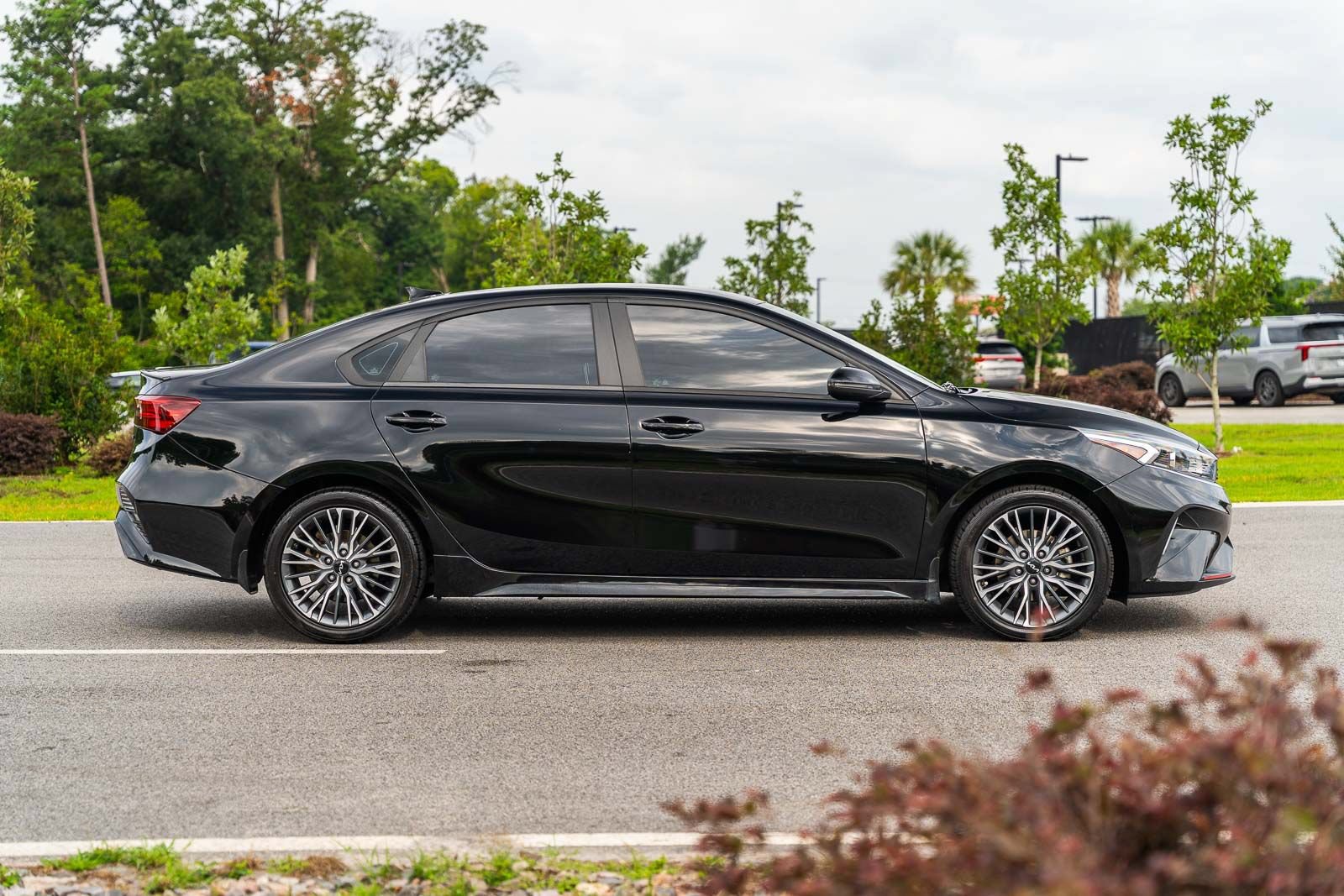 Used 2023 Kia Forte GT-Line w/ GT-Line Technology Package FWD image 11