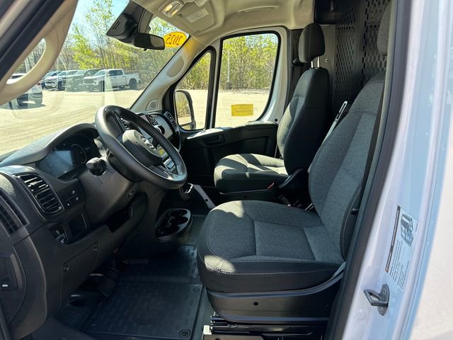 Used 2025 RAM ProMaster 2500 w/ U-Haul Equipment Group FWD image 24