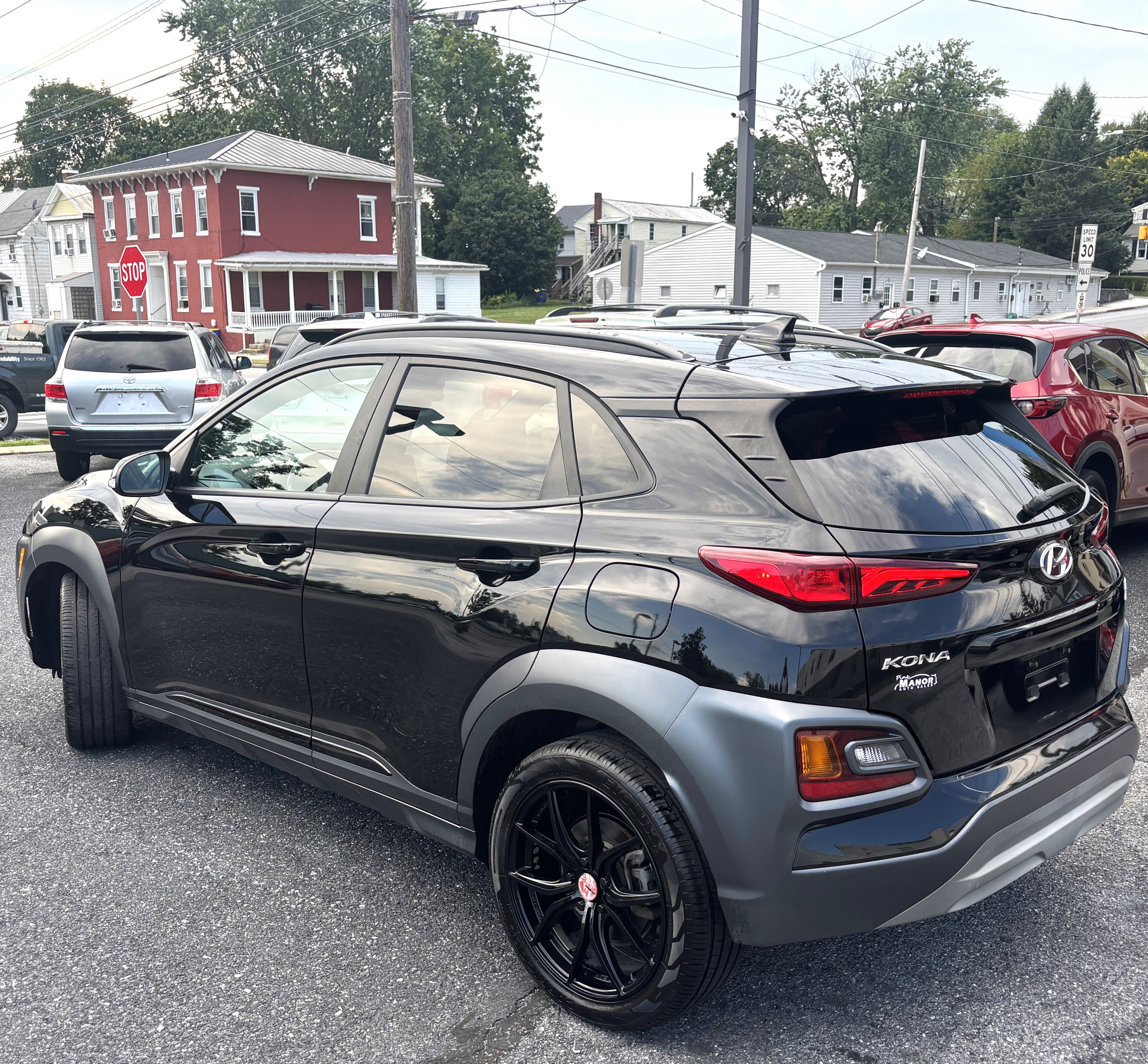 Used 2021 Hyundai Kona Night image 4