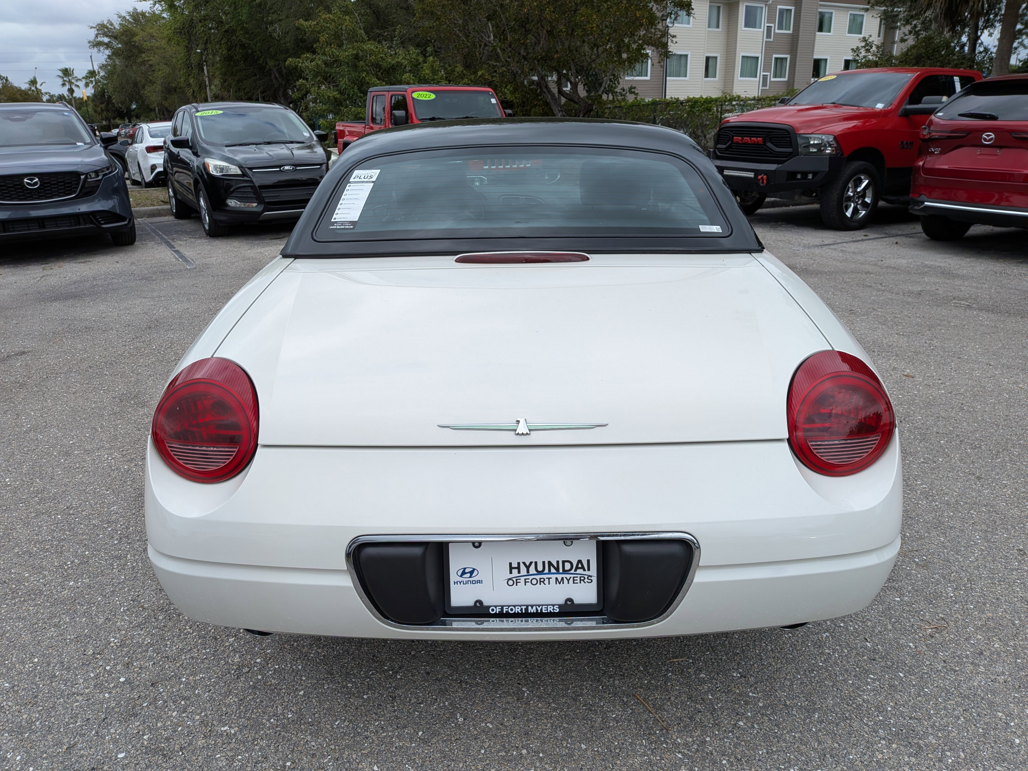 Used 2002 Ford Thunderbird image 5