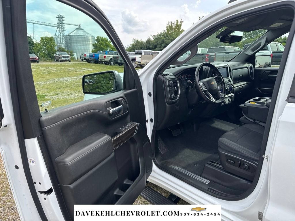 Used 2021 Chevrolet Silverado 1500 LT AWD/4WD image 14