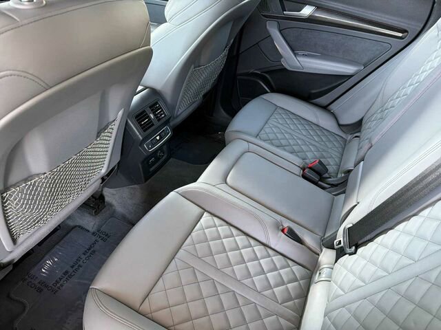Used 2021 Audi SQ5 Prestige image 15
