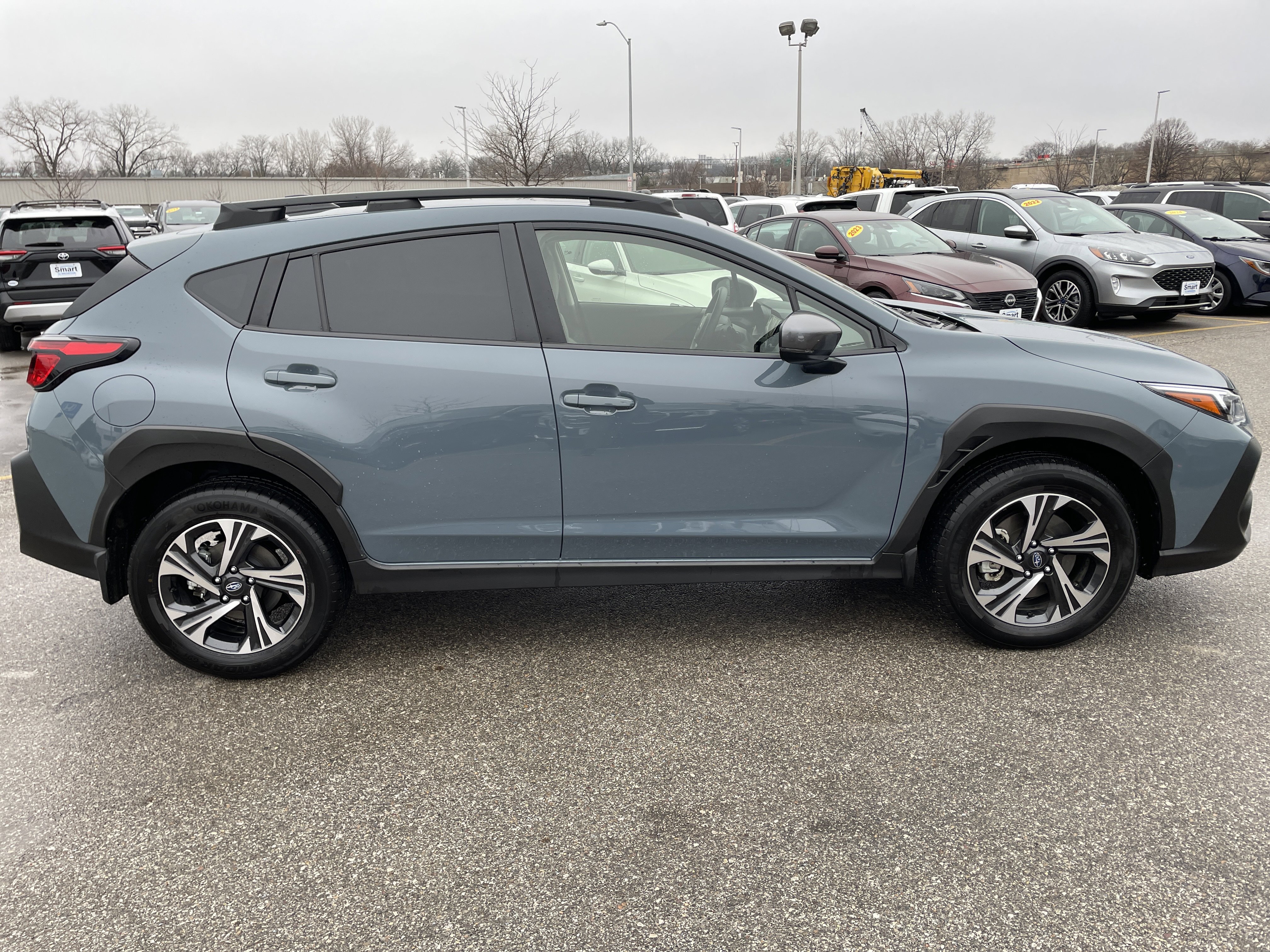 Used 2024 Subaru Crosstrek 2.0i Premium image 4