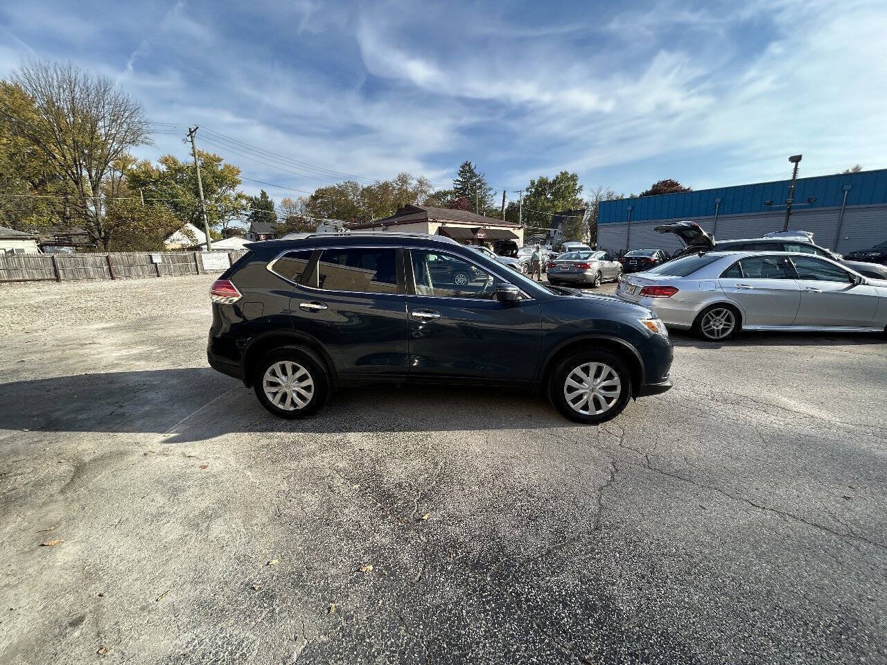 Used 2016 Nissan Rogue S w/ Appearance Package AWD/4WD image 13