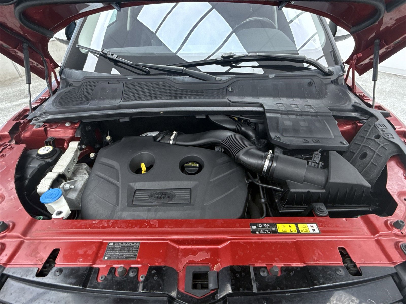 Used 2015 Land Rover Range Rover Evoque Dynamic image 32