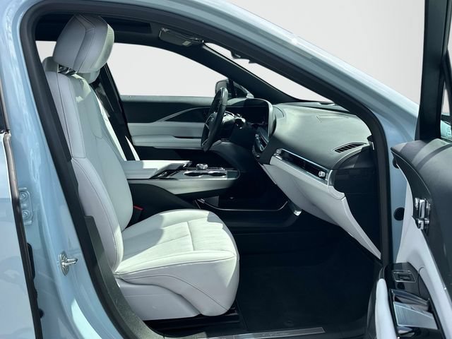Certified 2024 Cadillac Lyriq Luxury RWD image 21