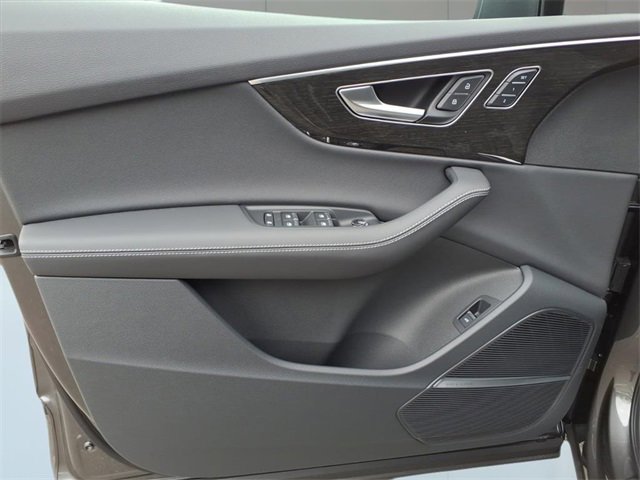 New 2026 Audi Q7 3.0T Premium Plus image 9