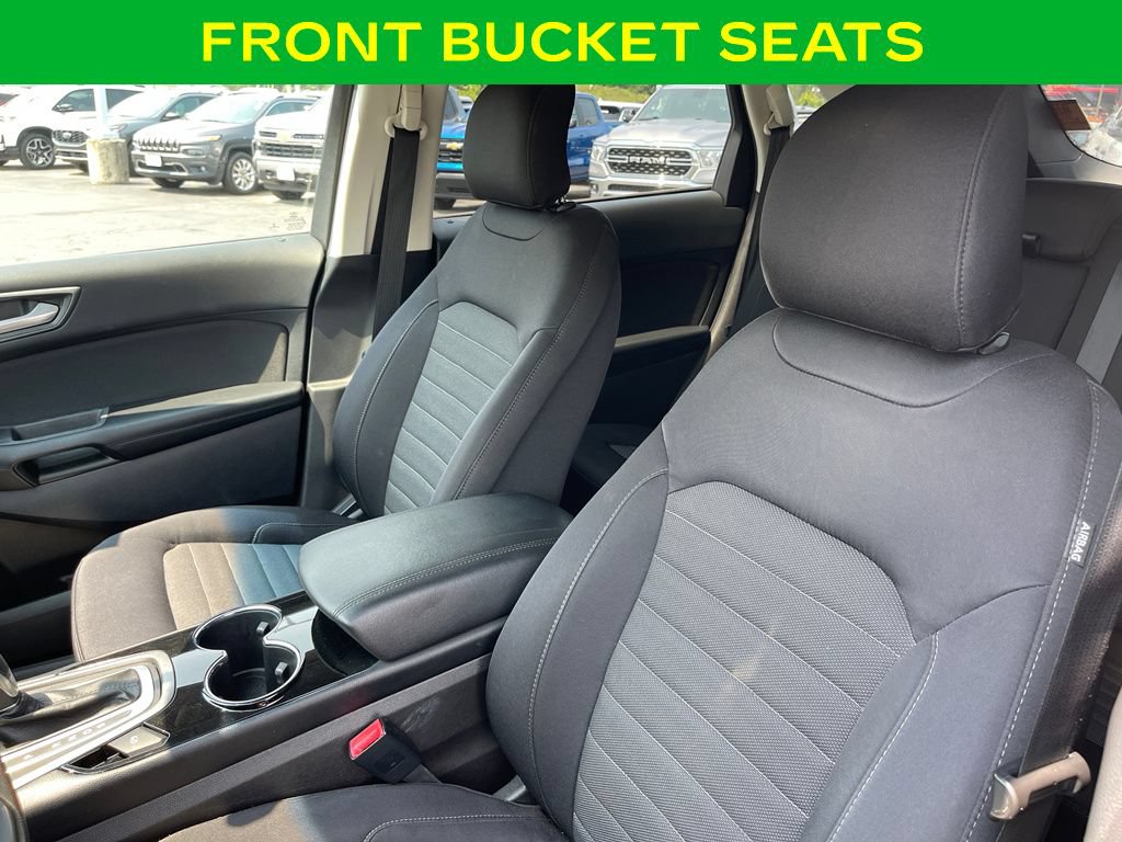 Used 2017 Ford Edge SE AWD/4WD image 14
