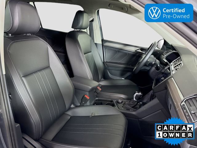Certified 2024 Volkswagen Tiguan SE image 30