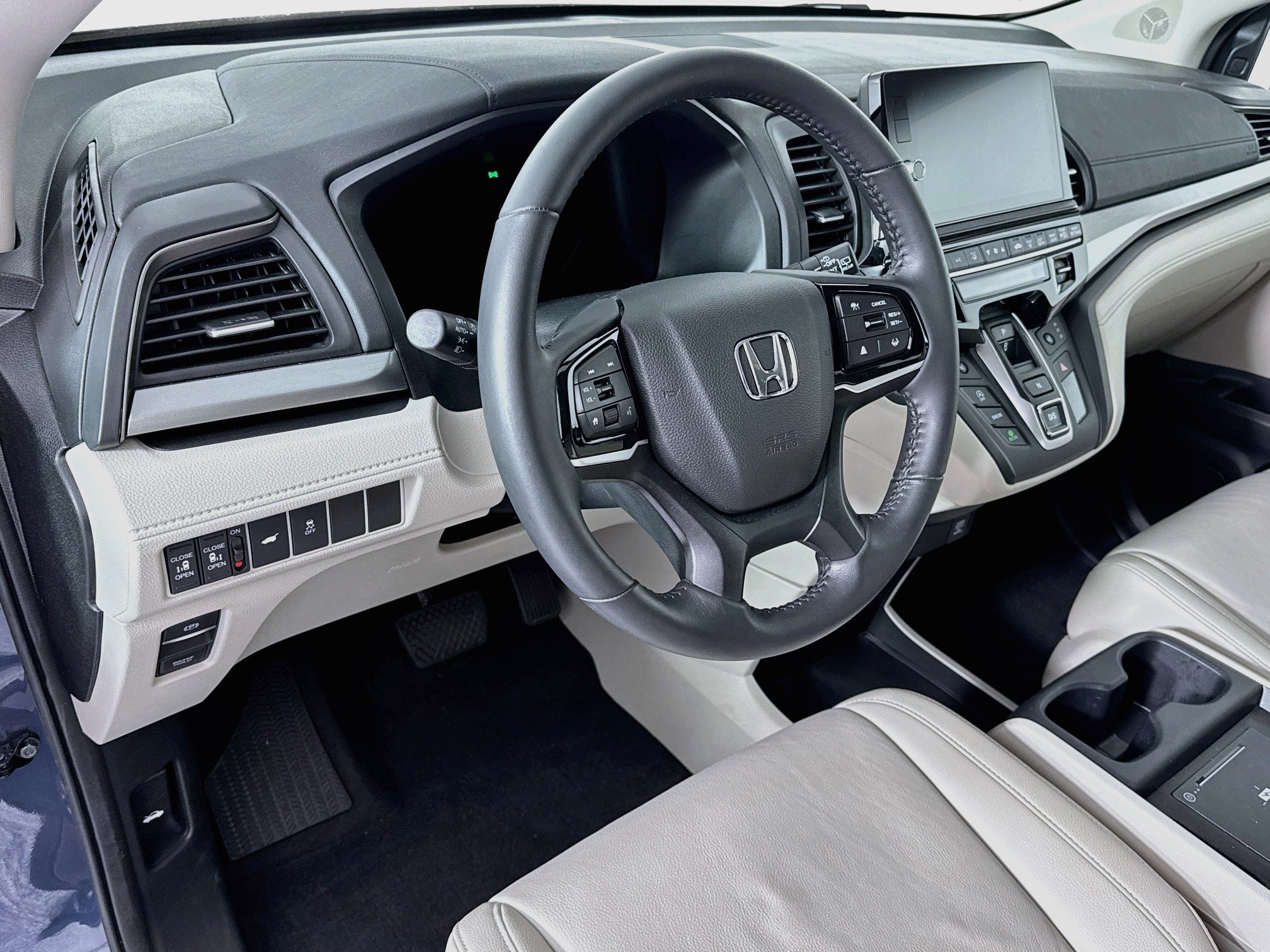 Certified 2025 Honda Odyssey EX-L image 9