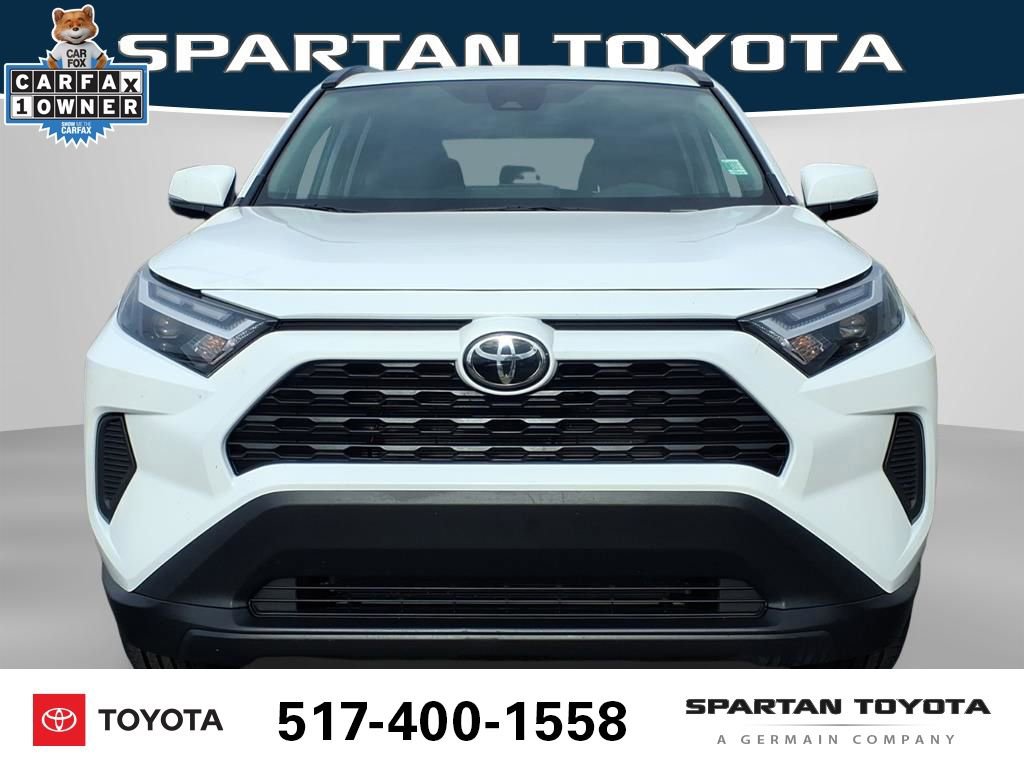 Used 2025 Toyota RAV4 XLE image 3