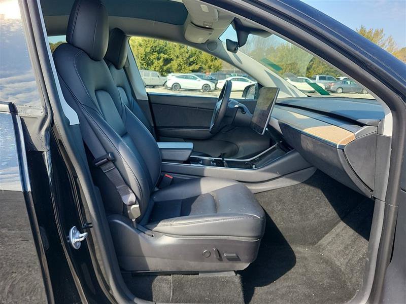 Used 2020 Tesla Model Y Long Range image 5