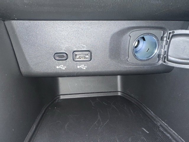 Certified 2024 Buick Envista Sport Touring w/ Convenience I Package image 25